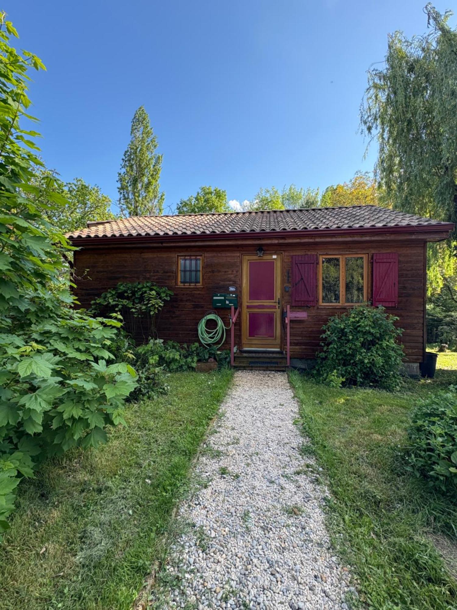 Chez Mamie Villa LʼIsle-Jourdain Kültér fotó