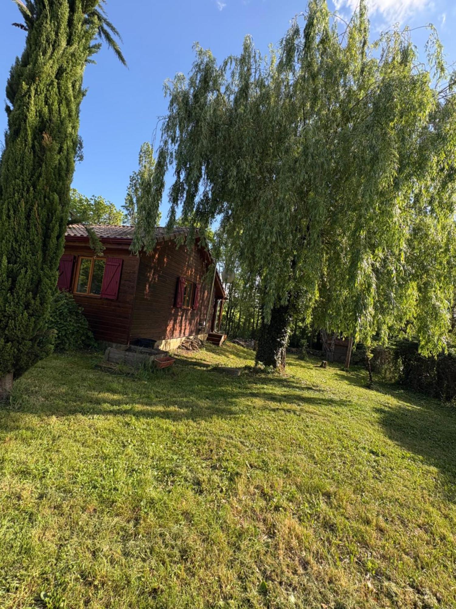 Chez Mamie Villa LʼIsle-Jourdain Kültér fotó